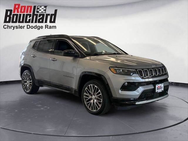 Certified 2023 Jeep Compass Limited w/ Elite Group AWD/4WD image 1