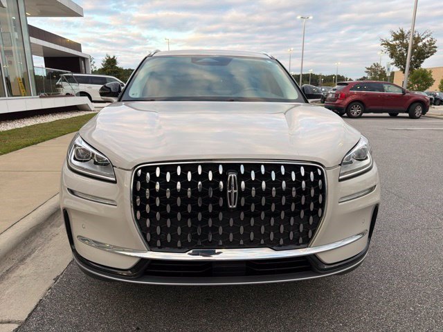 Used 2023 Lincoln Corsair Reserve w/ Equipment Group 201A AWD/4WD image 9