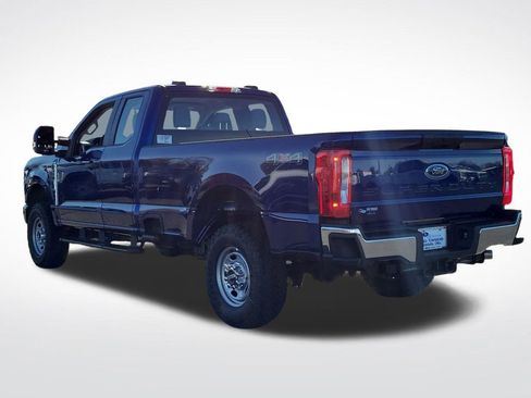 New 2026 Ford F250 XL w/ XL Off-Road Package image 9