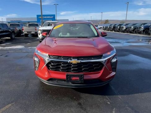 Certified 2024 Chevrolet Trax LS w/ LS Convenience Package image 7