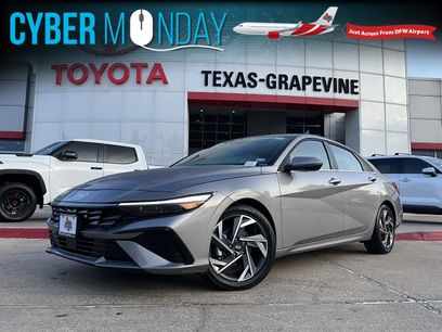 Used 2025 Hyundai Elantra Limited