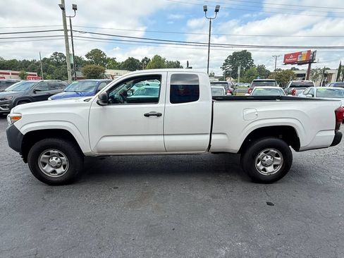 Used 2019 Toyota Tacoma SR RWD image 4