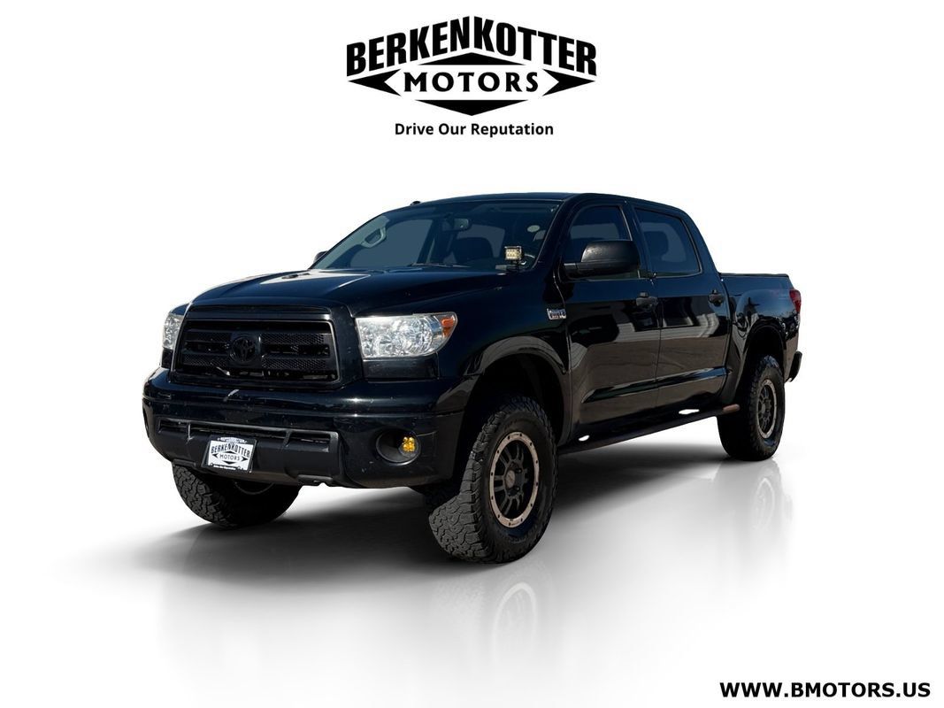 Used 2011 Toyota Tundra 4x4 CrewMax image 7