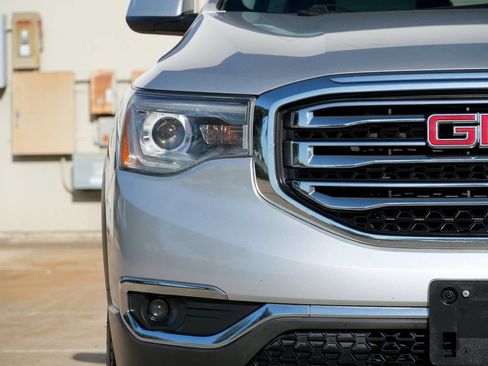 Used 2017 GMC Acadia SLE FWD image 21