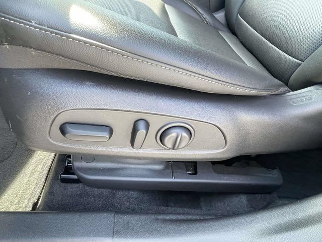 Used 2025 Chevrolet Trax ACTIV w/ Driver Confidence Package FWD image 15