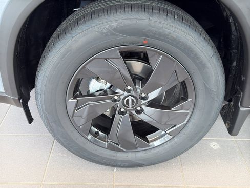 New 2026 Nissan Rogue SV image 8