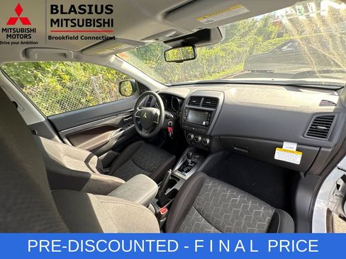 Used 2025 Mitsubishi Outlander Sport ES AWD/4WD image 49