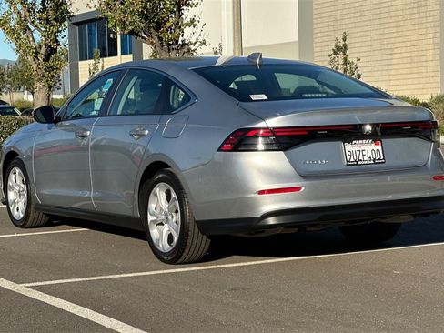 Certified 2025 Honda Accord LX image 6