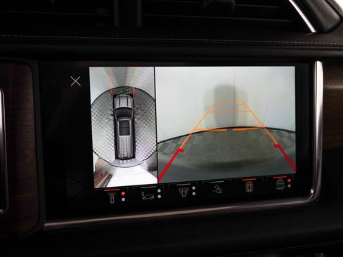 Used 2023 GMC Yukon XL Denali Ultimate w/ LPO, Floor Liner Package image 27