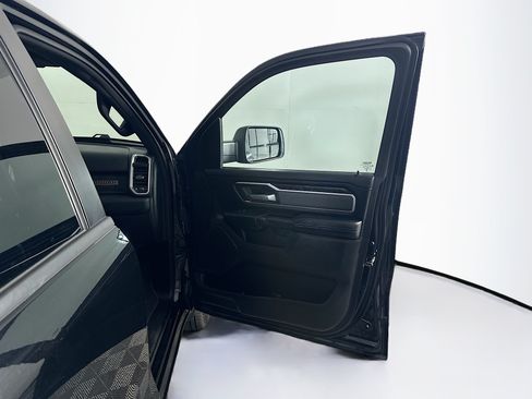 Used 2023 RAM 1500 Big Horn AWD/4WD image 32