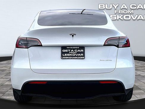 Used 2023 Tesla Model Y Long Range image 4