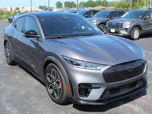 Used 2023 Ford Mustang Mach-E GT AWD/4WD image 7