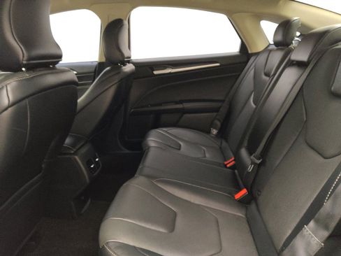 Used 2019 Ford Fusion Energi Titanium image 18