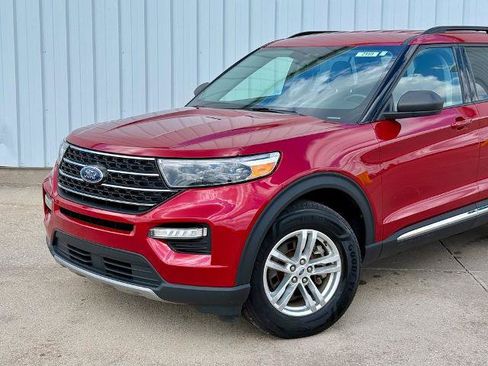 Certified 2023 Ford Explorer XLT w/ Equipment Group 202A AWD/4WD image 2