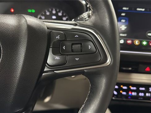 Used 2023 Buick Envision Preferred image 18