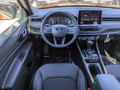 New 2026 Jeep Compass Latitude AWD/4WD image 16