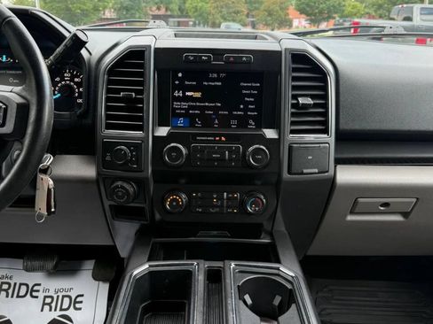 Used 2019 Ford F150 XLT w/ Equipment Group 302A Luxury AWD/4WD image 29