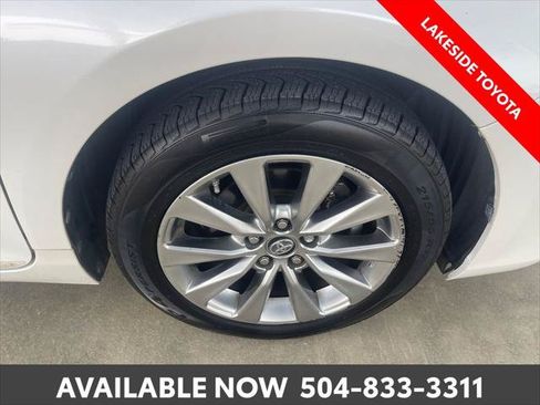 Certified 2017 Toyota Camry XLE FWD image 12