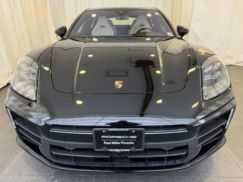 Used 2025 Porsche Panamera 4 image 6