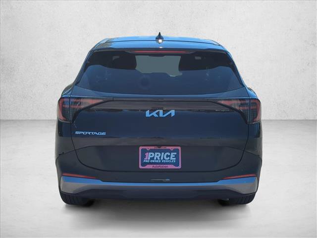 Used 2026 Kia Sportage EX FWD image 6