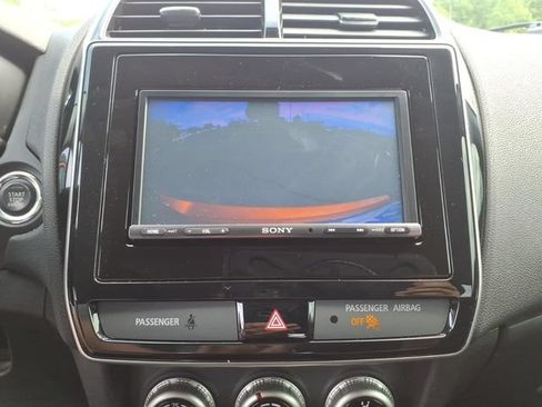 Used 2020 Mitsubishi Outlander Sport SE FWD image 24