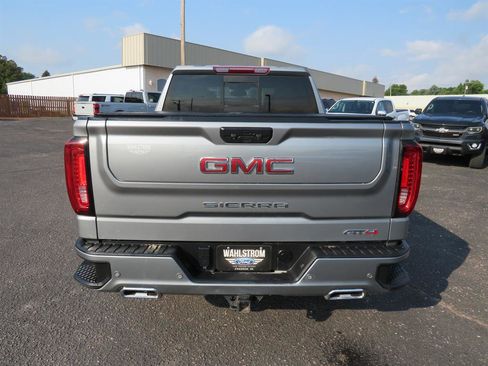 Used 2023 GMC Sierra 1500 AT4 w/ AT4 Premium Package image 5