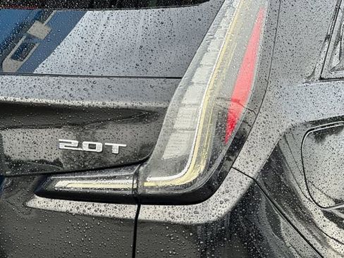 Used 2019 Cadillac XT4 Sport image 30