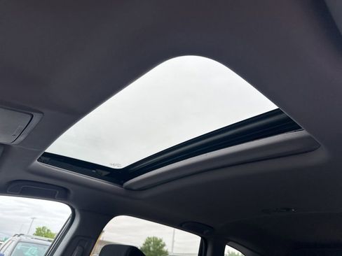 Used 2019 Honda CR-V EX image 5