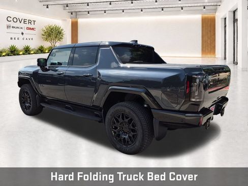 New 2026 GMC Hummer EV 4x4 Crew Cab w/ LPO, Dark Essentials Package image 10