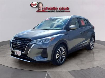 Used 2023 Nissan Kicks SV