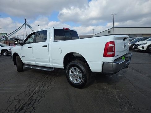 Used 2024 RAM 2500 Big Horn w/ Safety Group image 4
