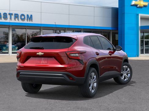 New 2026 Chevrolet Trax LS w/ Driver Confidence Package image 4