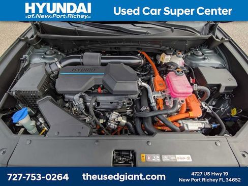 Certified 2024 Hyundai Tucson Limited AWD/4WD image 15