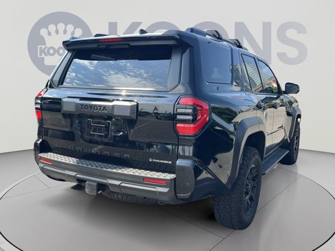 Used 2025 Toyota 4Runner TRD Off-Road Premium AWD/4WD image 5