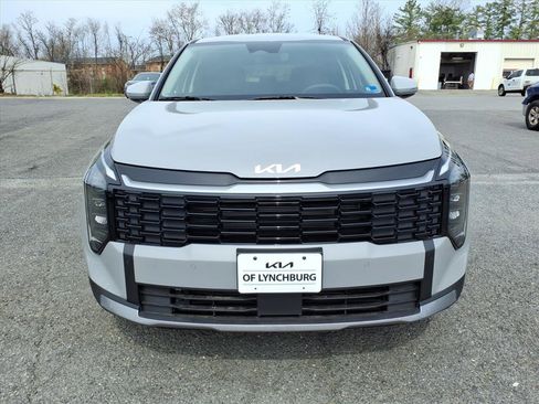 New 2026 Kia Sportage EX image 9
