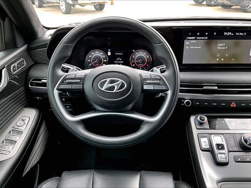 Used 2024 Hyundai Palisade Calligraphy image 5