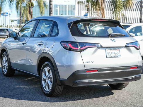 Used 2025 Honda HR-V LX image 9