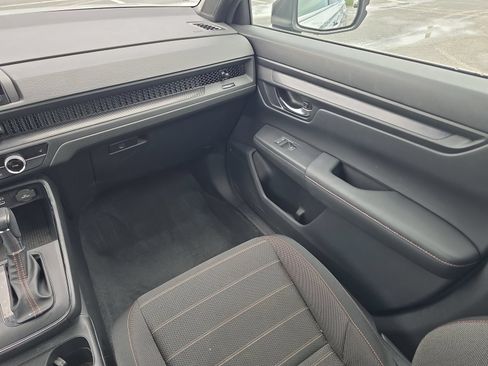 Certified 2024 Honda CR-V Sport image 12