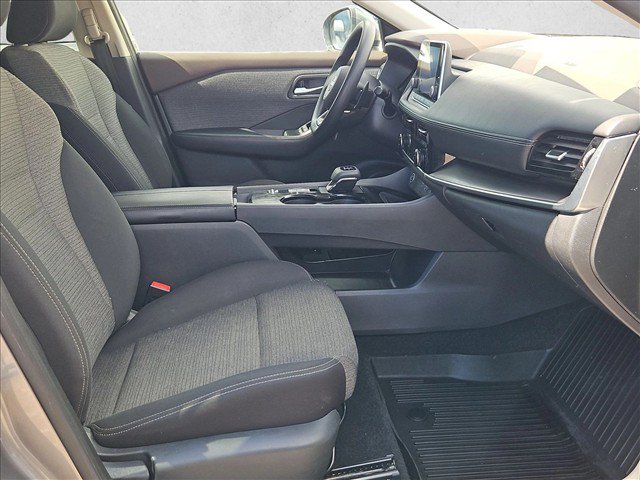 Used 2022 Nissan Rogue SV FWD image 20