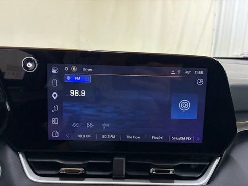 Used 2025 Chevrolet Equinox LT FWD image 50