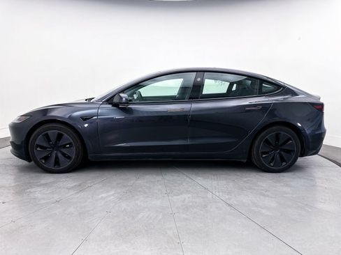 Used 2024 Tesla Model 3 Standard Range RWD image 37