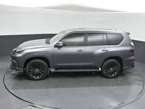 Used 2023 Lexus GX 460 Luxury w/ Sport Design Package AWD/4WD image 38