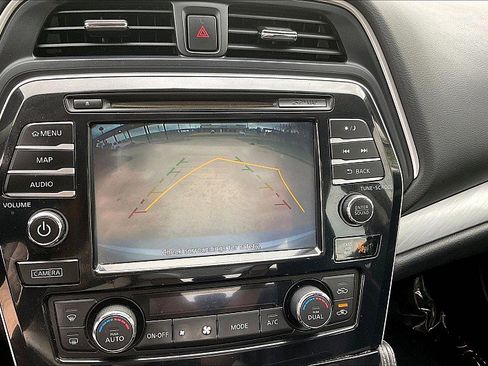 Used 2016 Nissan Maxima 3.5 SL FWD image 14