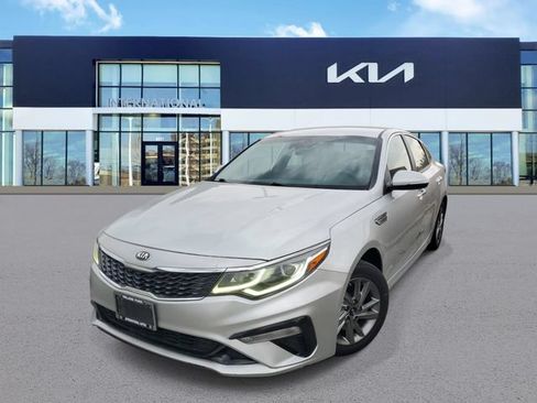 Used 2019 Kia Optima LX FWD image 1