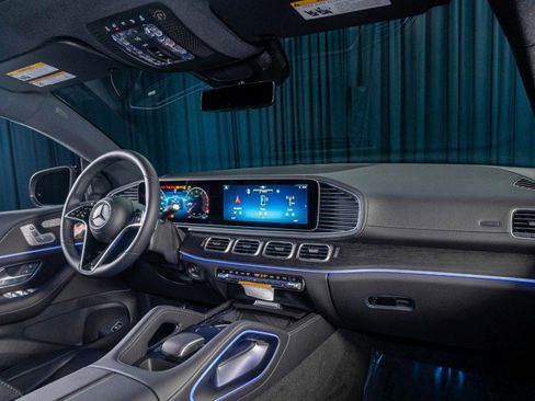 New 2026 Mercedes-Benz GLE 450 4MATIC Coupe image 4