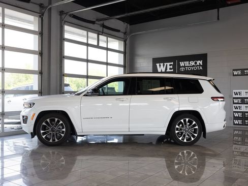 Used 2023 Jeep Grand Cherokee L Overland AWD/4WD image 1