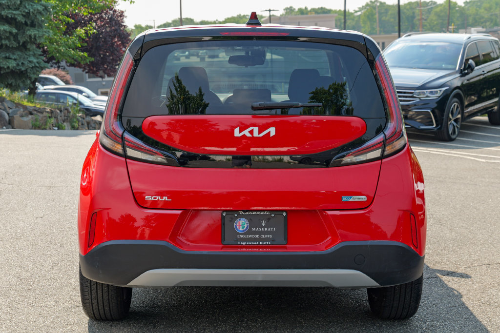 Used 2023 Kia Soul EX FWD image 6