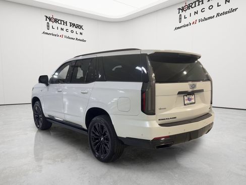 Used 2025 Cadillac Escalade Sport w/ LPO, ONYX Package AWD/4WD image 3