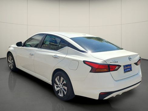 Used 2025 Nissan Altima 2.5 S FWD image 5
