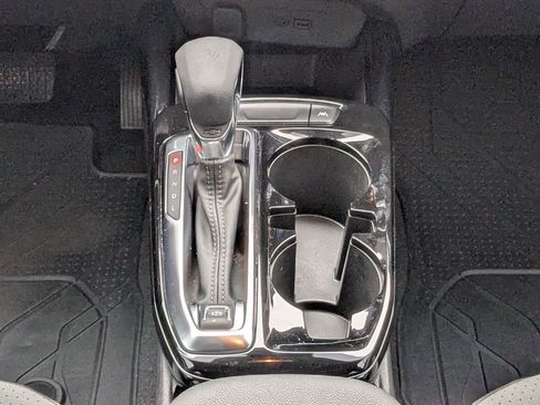 Used 2024 Chevrolet Trax LT w/ Driver Confidence Package image 20